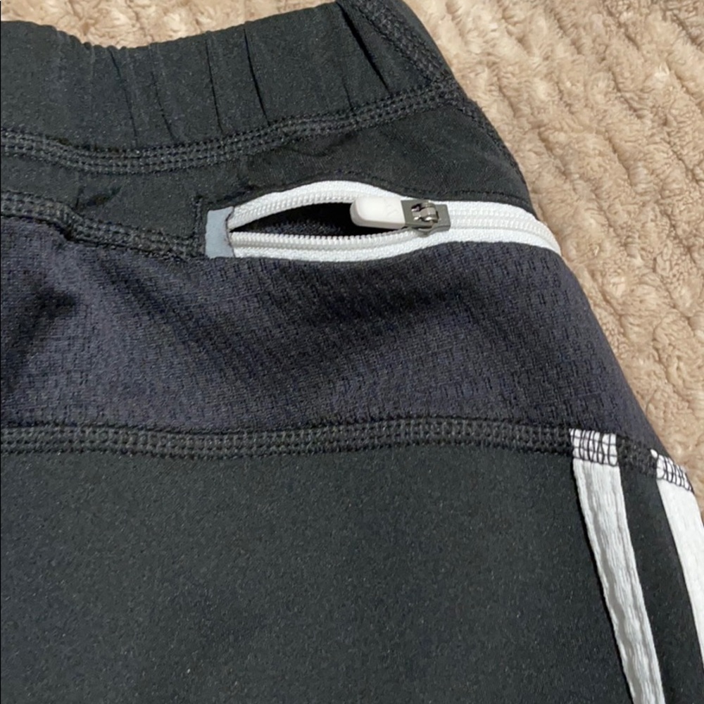 Joggers - Picture 2 of 3
